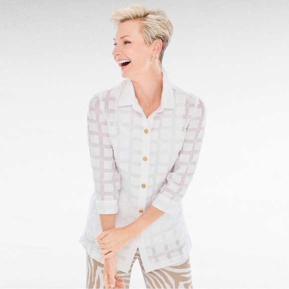 Chico’s | Travelers Collection Clipped White Geometric Grid Button Down Shirt - Picture 8 of 8